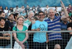 Foto de la galería: La Estudiantina despidió su edición 2025 con todo el esplendor y ritmo en La Cascada