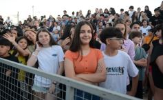 Foto de la galería: La Estudiantina despidió su edición 2025 con todo el esplendor y ritmo en La Cascada