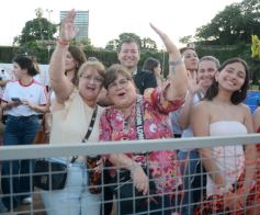 Foto de la galería: La Estudiantina despidió su edición 2025 con todo el esplendor y ritmo en La Cascada