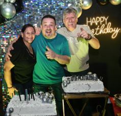 Foto de la galería: Dardo Martí celebró su cumpleaños feliz en familia y con amigos de toda la vida