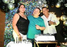 Foto de la galería: Dardo Martí celebró su cumpleaños feliz en familia y con amigos de toda la vida