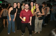 Foto de la galería: Dardo Martí celebró su cumpleaños feliz en familia y con amigos de toda la vida