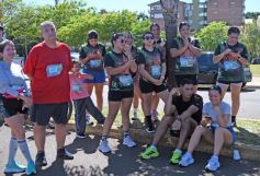 Foto de la galería: "Un paso por Santi": la solidaridad y el cariño de la gente siempre presente 