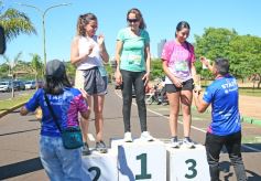 Foto de la galería: "Un paso por Santi": la solidaridad y el cariño de la gente siempre presente 