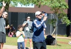 Foto de la galería: "Un paso por Santi": la solidaridad y el cariño de la gente siempre presente 