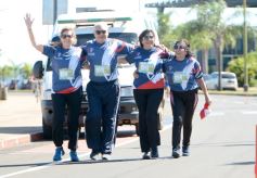 Foto de la galería: "Un paso por Santi": la solidaridad y el cariño de la gente siempre presente 