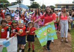 Foto de la galería: El NENI 2032 realizó el cierre de "Reciclarte" con alumnos de la Madre de la Misericordia