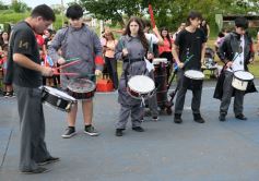 Foto de la galería: El NENI 2032 realizó el cierre de "Reciclarte" con alumnos de la Madre de la Misericordia