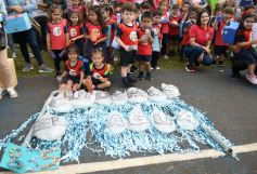 Foto de la galería: El NENI 2032 realizó el cierre de "Reciclarte" con alumnos de la Madre de la Misericordia