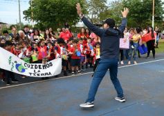 Foto de la galería: El NENI 2032 realizó el cierre de "Reciclarte" con alumnos de la Madre de la Misericordia