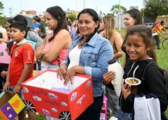 Foto de la galería: El NENI 2032 realizó el cierre de "Reciclarte" con alumnos de la Madre de la Misericordia