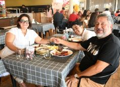 Foto de la galería: Inés fue honrada en el festejo de su cumpleaños 60