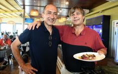 Foto de la galería: Inés fue honrada en el festejo de su cumpleaños 60