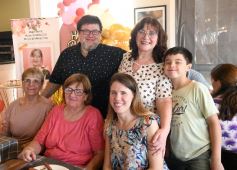 Foto de la galería: Inés fue honrada en el festejo de su cumpleaños 60