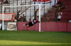 Foto de la galería: Tarde de fútbol en Villa Sarita: Guaraní y una goleada ante Brown por el Torneo Regional 