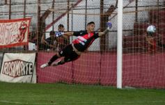 Foto de la galería: Tarde de fútbol en Villa Sarita: Guaraní y una goleada ante Brown por el Torneo Regional 