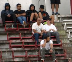 Foto de la galería: Tarde de fútbol en Villa Sarita: Guaraní y una goleada ante Brown por el Torneo Regional 