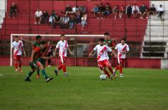 Foto de la galería: Tarde de fútbol en Villa Sarita: Guaraní y una goleada ante Brown por el Torneo Regional 
