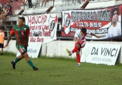 Foto de la galería: Tarde de fútbol en Villa Sarita: Guaraní y una goleada ante Brown por el Torneo Regional 