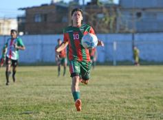 Foto de la galería: Brown avanzó a la siguiente ronda del Regional Amateur gracias a su victoria ante Colonial