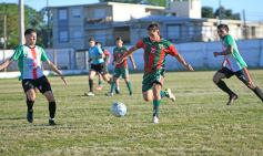 Foto de la galería: Brown avanzó a la siguiente ronda del Regional Amateur gracias a su victoria ante Colonial