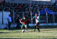 Foto de la galería: Brown avanzó a la siguiente ronda del Regional Amateur gracias a su victoria ante Colonial