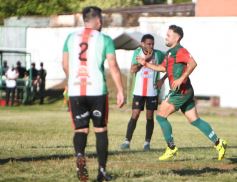 Foto de la galería: Brown avanzó a la siguiente ronda del Regional Amateur gracias a su victoria ante Colonial
