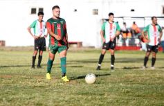 Foto de la galería: Brown avanzó a la siguiente ronda del Regional Amateur gracias a su victoria ante Colonial