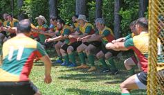 Foto de la galería: Satisfacción por el exitoso torneo de Rugby de Veteranos Nacional NAVE 55 que se jugó en Crucero del Norte 