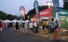 Foto de la galería: El potencial del verano 2025-2026 de Misiones se exhibió en el Parque Paraguayo 