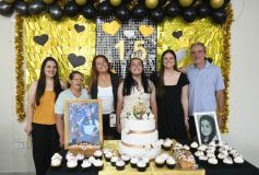 Foto de la galería: Constanza celebró sus 15 años y hubo mucha emoción y sorpresas para la cumpleañera 