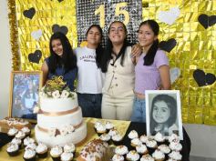 Foto de la galería: Constanza celebró sus 15 años y hubo mucha emoción y sorpresas para la cumpleañera 