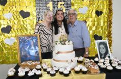 Foto de la galería: Constanza celebró sus 15 años y hubo mucha emoción y sorpresas para la cumpleañera 