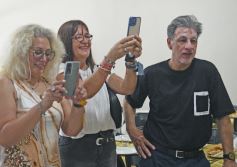 Foto de la galería: Constanza celebró sus 15 años y hubo mucha emoción y sorpresas para la cumpleañera 