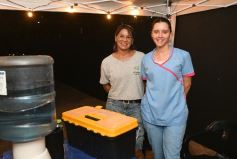 Foto de la galería: La primera noche del Festival del Litoral en la Cascada se disfrutó entre amigos, mates y tererés