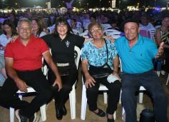 Foto de la galería: La primera noche del Festival del Litoral en la Cascada se disfrutó entre amigos, mates y tererés