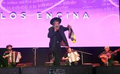 Foto de la galería: La primera noche del Festival del Litoral en la Cascada se disfrutó entre amigos, mates y tererés