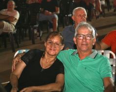 Foto de la galería: La primera noche del Festival del Litoral en la Cascada se disfrutó entre amigos, mates y tererés