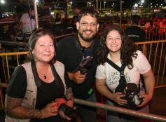 Foto de la galería: La primera noche del Festival del Litoral en la Cascada se disfrutó entre amigos, mates y tererés