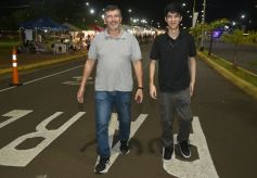 Foto de la galería: La primera noche del Festival del Litoral en la Cascada se disfrutó entre amigos, mates y tererés