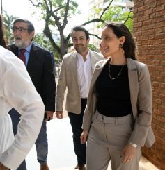 Foto de la galería: Asumieron los diputados electos en sesión especial de la Cámara de Representantes