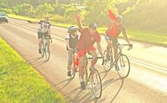 Foto de la galería: Miles de biciperegrinos con devoción y fe pedalearon a la Basílica de Itatí 