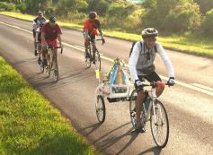 Foto de la galería: Miles de biciperegrinos con devoción y fe pedalearon a la Basílica de Itatí 