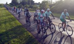 Foto de la galería: Miles de biciperegrinos con devoción y fe pedalearon a la Basílica de Itatí 
