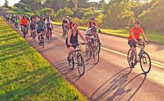 Foto de la galería: Miles de biciperegrinos con devoción y fe pedalearon a la Basílica de Itatí 