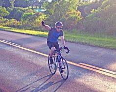 Foto de la galería: Miles de biciperegrinos con devoción y fe pedalearon a la Basílica de Itatí 