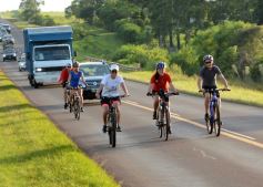 Foto de la galería: Miles de biciperegrinos con devoción y fe pedalearon a la Basílica de Itatí 