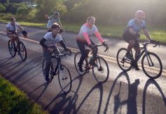 Foto de la galería: Miles de biciperegrinos con devoción y fe pedalearon a la Basílica de Itatí 