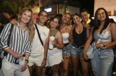 Sixto Fotografías. Sociedad. Medios