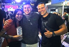 Foto de la galería: Fiesta en calle Colón: la FesTreaming despidió el año con música en vivo y sorpresas